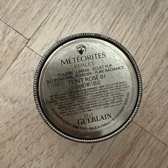 Guerlajn Meteorite Teint Rose 01 - Picture 4 of 4